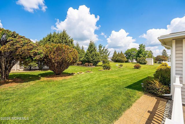 4 Ravenna Court, Toms River, NJ 08755