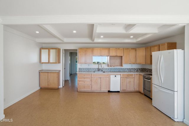 681 Ocean View Drive, Port Hueneme, CA 93041
