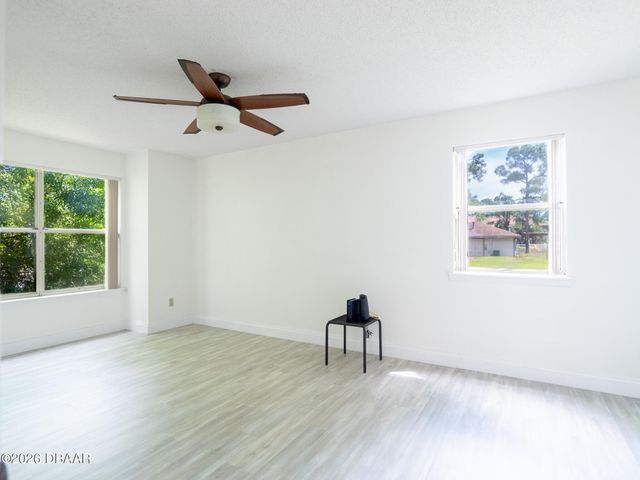 101 Bent Tree Dr Apt 75, Daytona Beach, FL 32114