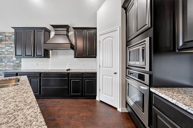 139 Acadia Lane, Forney, TX 75126