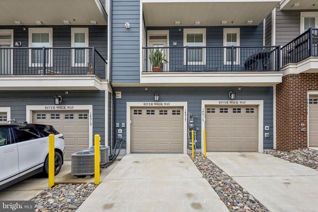 14917 RIVER WALK WAY, Woodbridge, VA 22191