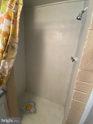 328 LEE ST, Strasburg, VA 22657