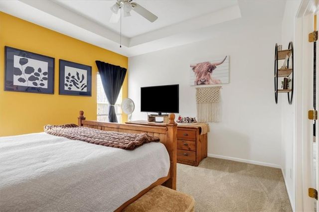 811 Cherry Lane, Smithville, MO 64089