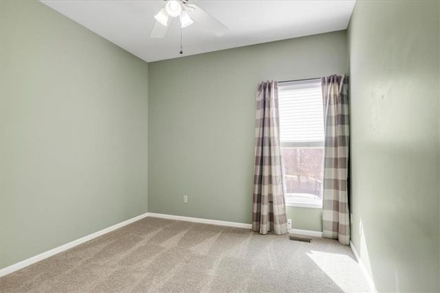 811 Cherry Lane, Smithville, MO 64089