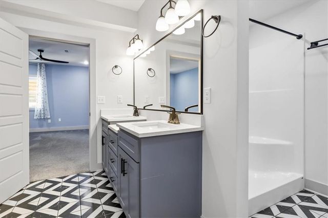 811 Cherry Lane, Smithville, MO 64089