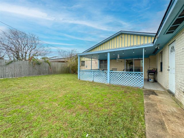 3217 Pine Street, Galveston, TX 77551