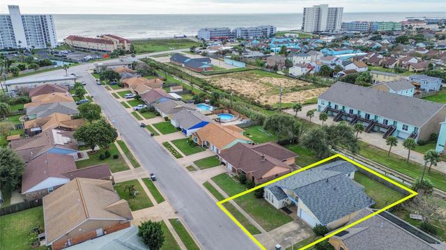 3217 Pine Street, Galveston, TX 77551