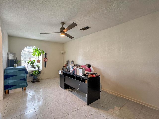 3217 Pine Street, Galveston, TX 77551