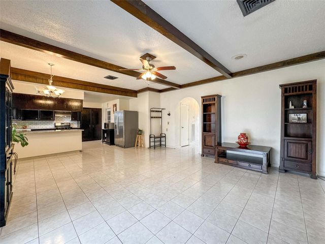 3217 Pine Street, Galveston, TX 77551