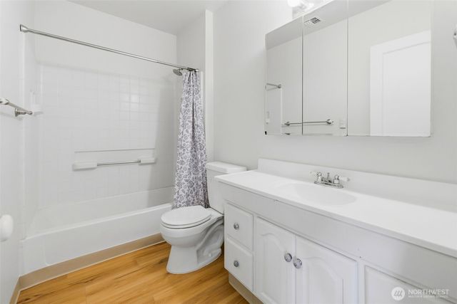 1010 N Pine Street, Tacoma, WA 98406