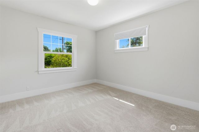 1010 N Pine Street, Tacoma, WA 98406