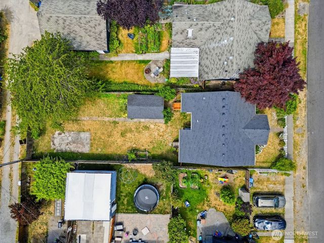 1010 N Pine Street, Tacoma, WA 98406