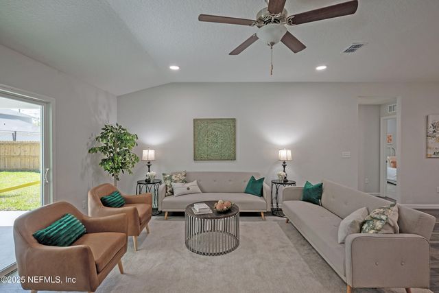 5957 LORAN Drive, Jacksonville, FL 32216