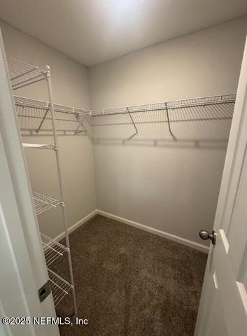 5957 LORAN Drive, Jacksonville, FL 32216