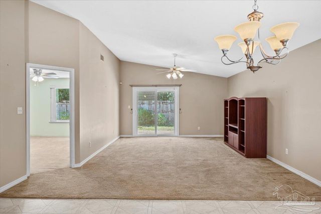 1015 Simpson St, Pensacola, FL 32526