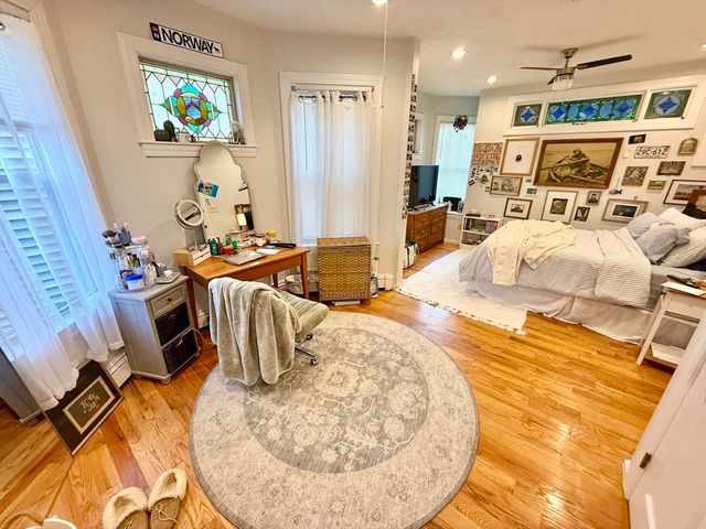184 Boston St 1, Boston, MA 02125