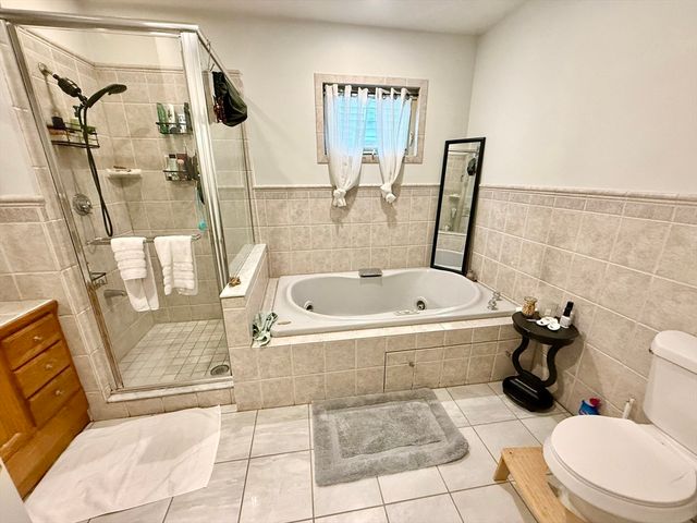 184 Boston St 1, Boston, MA 02125