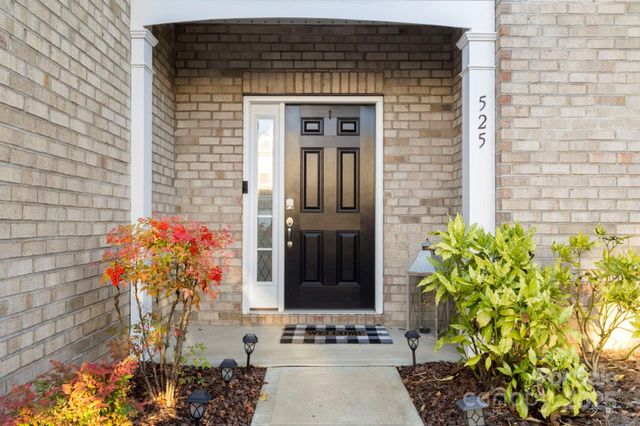 525 Hunters Dance Road, Fort Mill, SC 29708