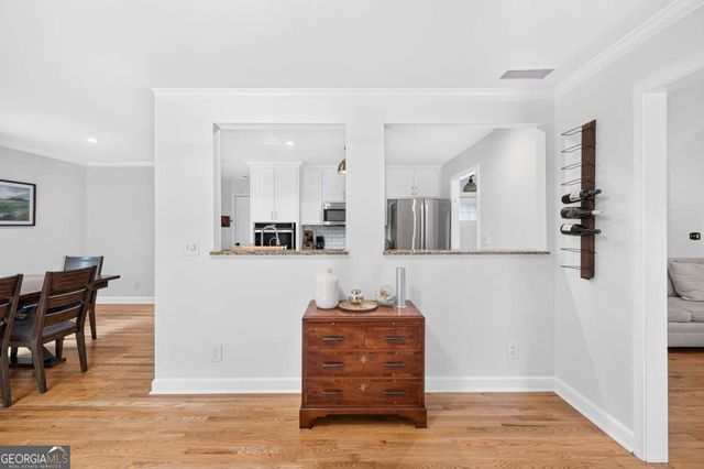 5659 Lakeshore Road, Buford, GA 30518