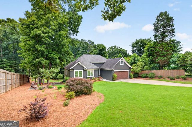 5659 Lakeshore Road, Buford, GA 30518
