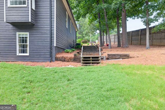 5659 Lakeshore Road, Buford, GA 30518