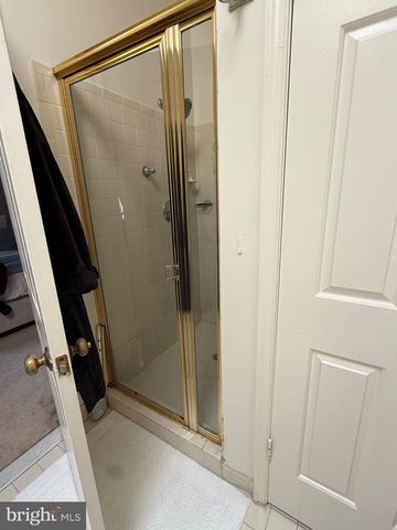 5920 EDSON LN, Rockville, MD 20852