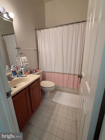 5920 EDSON LN, Rockville, MD 20852