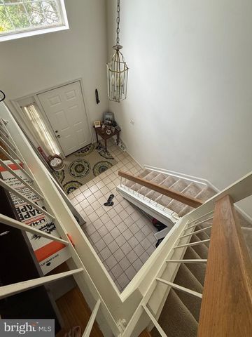 5920 EDSON LN, Rockville, MD 20852