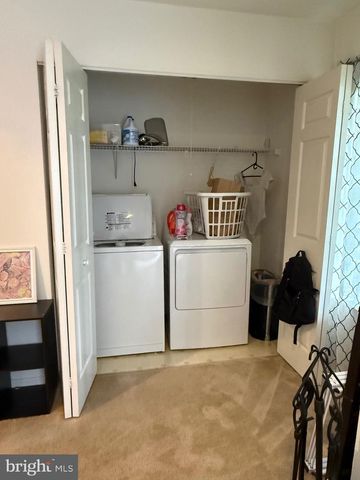 5920 EDSON LN, Rockville, MD 20852