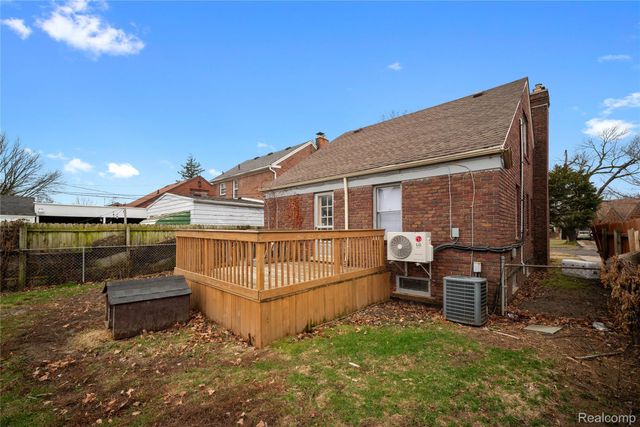 16820 Harlow Street, Detroit, MI 48235