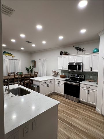 14878 Granada Dr 103, Corpus Christi, TX 78418