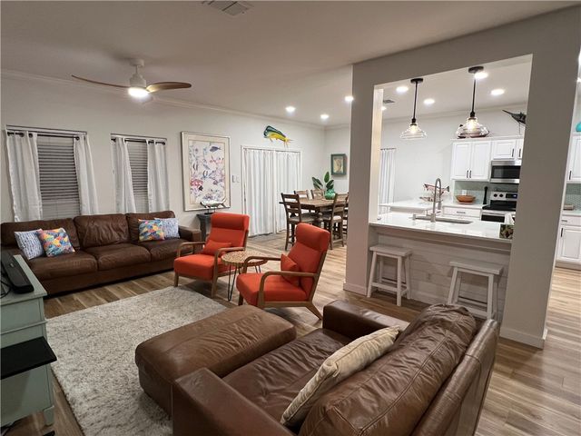 14878 Granada Dr 103, Corpus Christi, TX 78418