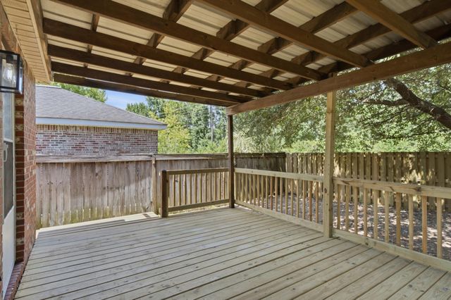 3 Bridgefield Ct., Hattiesburg, MS 39402