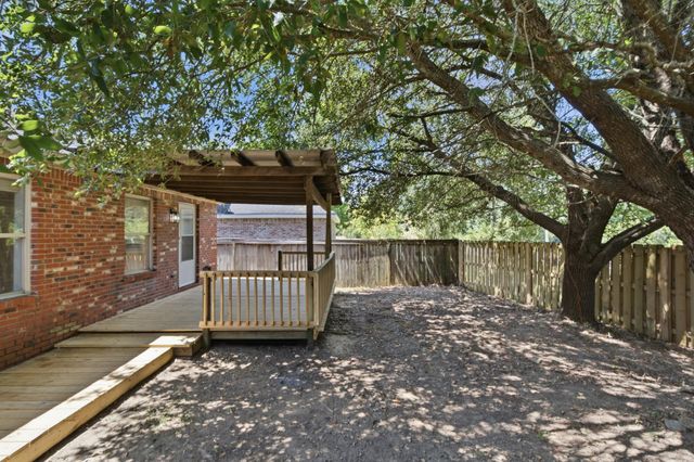 3 Bridgefield Ct., Hattiesburg, MS 39402