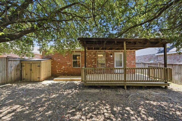 3 Bridgefield Ct., Hattiesburg, MS 39402