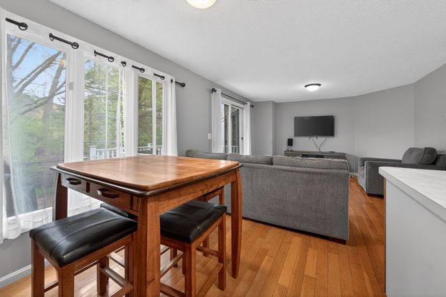 3 Strathmore Shire Dr. E, Uxbridge, MA 01569