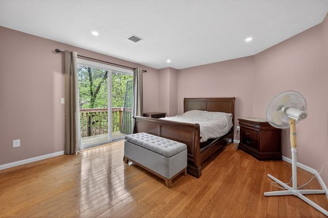 3 Strathmore Shire Dr. E, Uxbridge, MA 01569