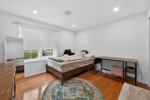 3 Strathmore Shire Dr. E, Uxbridge, MA 01569