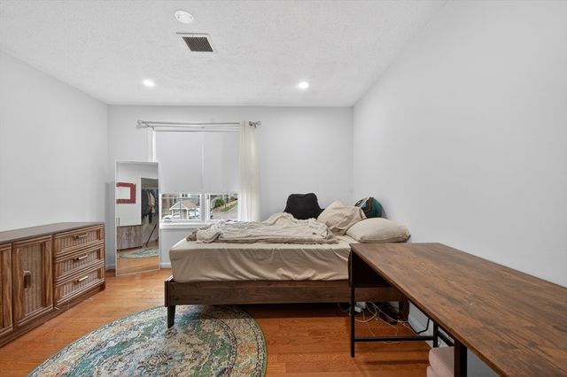 3 Strathmore Shire Dr. E, Uxbridge, MA 01569