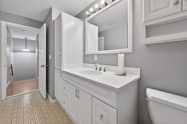 3 Strathmore Shire Dr. E, Uxbridge, MA 01569