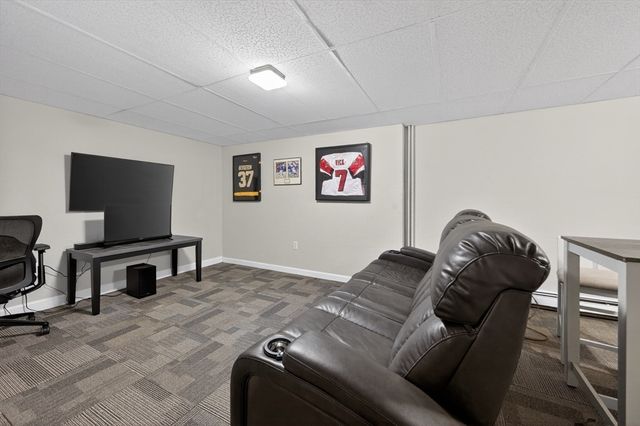 3 Strathmore Shire Dr. E, Uxbridge, MA 01569