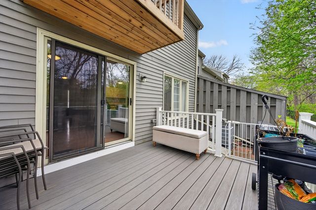3 Strathmore Shire Dr. E, Uxbridge, MA 01569