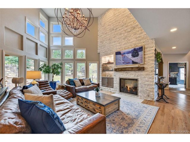 47 Golden Eagle Ln, Littleton, CO 80127
