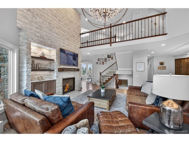 47 Golden Eagle Ln, Littleton, CO 80127