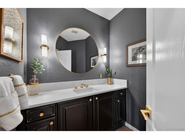 47 Golden Eagle Ln, Littleton, CO 80127