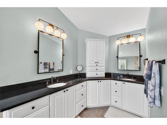 47 Golden Eagle Ln, Littleton, CO 80127