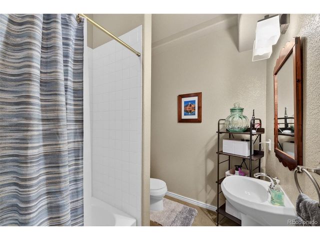 47 Golden Eagle Ln, Littleton, CO 80127