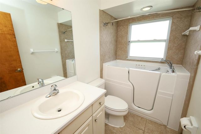 8852 EL PRADO AVENUE, Orlando, FL 32825