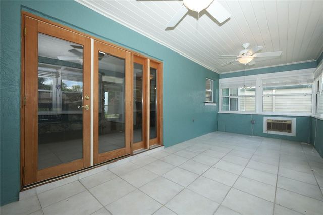 8852 EL PRADO AVENUE, Orlando, FL 32825