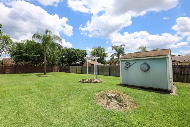 8852 EL PRADO AVENUE, Orlando, FL 32825
